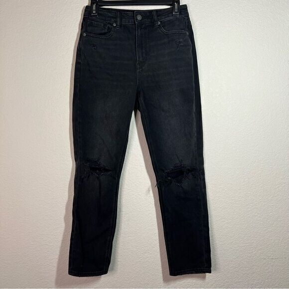 American Eagle Black High Rise‎ Distressed Mom Jeans Women's Size 2 Short - Picture 1 of 8